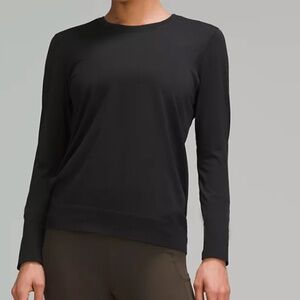 lululemon / Swiftly Relaxed Long-Sleeve Shirt Hip Length / NWT  / Size 4